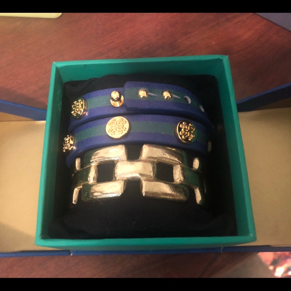 Rustic cuff set